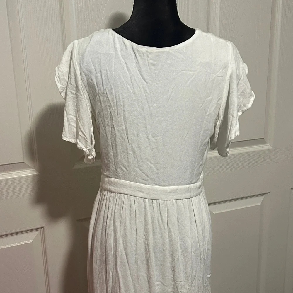 White flutter sleeves maxi dress - Picture 5 of 7